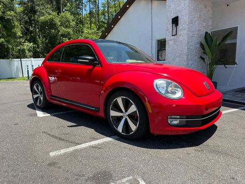 Used 2013 Volkswagen Beetle 2.0T FWD image 16