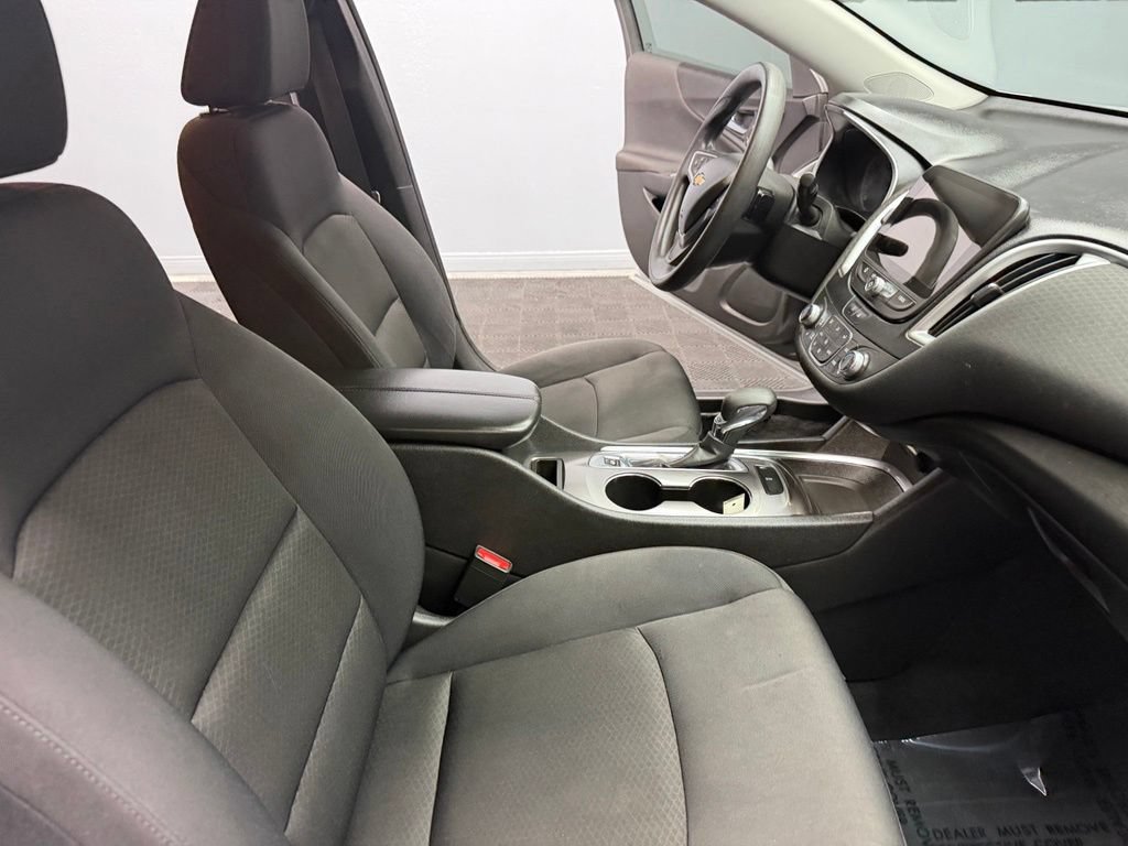 Used 2022 Chevrolet Malibu LT FWD image 50