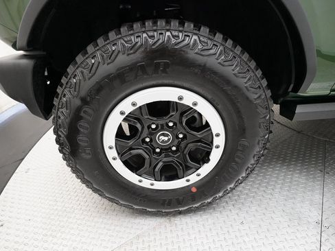 Used 2023 Ford Bronco Big Bend w/ Sasquatch Package image 26