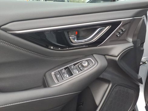 New 2025 Subaru Outback Limited w/ Popular Package #2 image 4