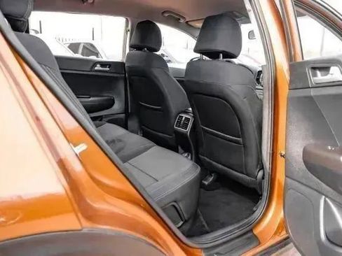 Used 2019 Kia Sportage LX FWD image 39