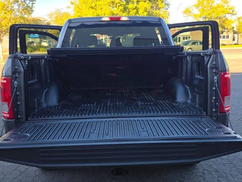 Used 2016 Ford F150 XLT RWD image 9