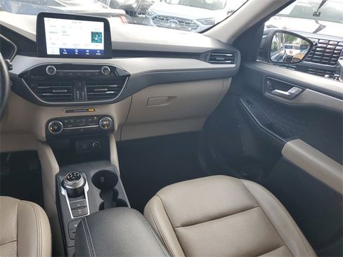 Used 2020 Ford Escape SEL image 14