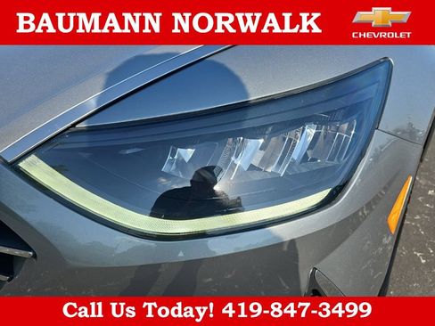 Used 2022 Hyundai Sonata SE w/ Cargo Package FWD image 11
