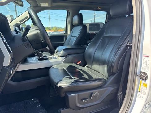 Used 2018 Ford F150 Lariat w/ Equipment Group 502A Luxury AWD/4WD image 21