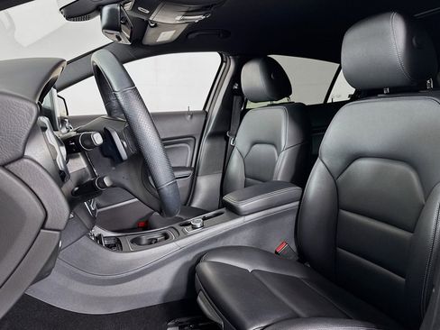 Used 2019 Mercedes-Benz GLA 250 4MATIC image 16