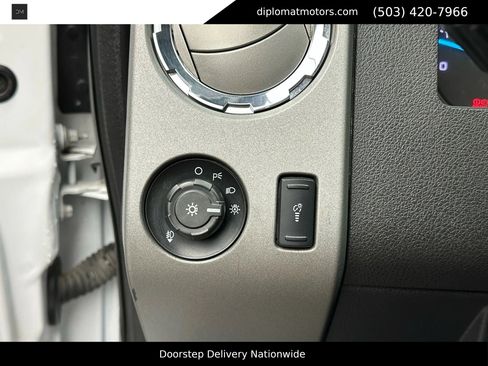 Used 2016 Ford F350 Lariat w/ Lariat Interior Package image 36