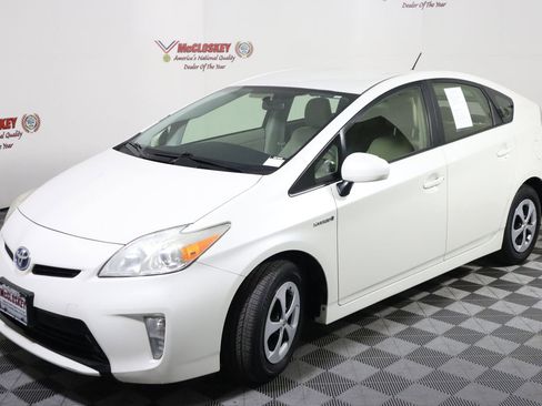 Used 2015 Toyota Prius Four image 21