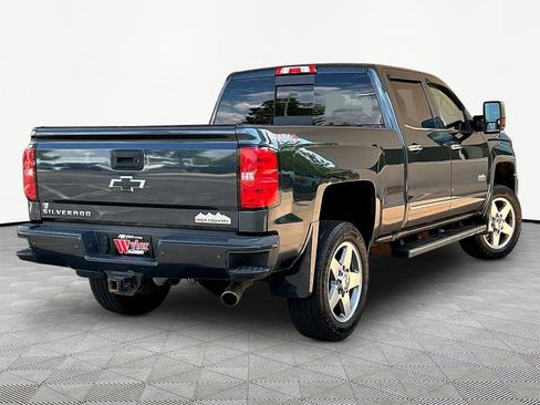 Used 2018 Chevrolet Silverado 2500 High Country AWD/4WD image 6