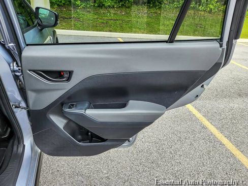 Certified 2024 Subaru Crosstrek 2.0i Premium w/ Crosstrek Mirror Package AWD/4WD image 27