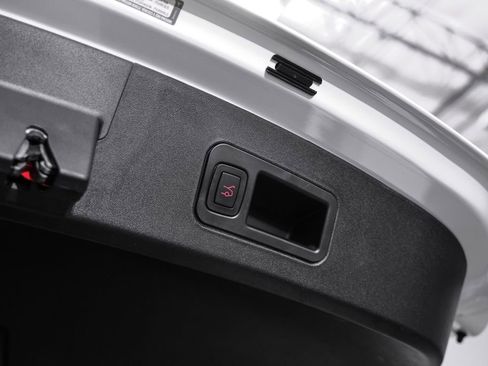 Used 2018 Tesla Model S 75D image 60