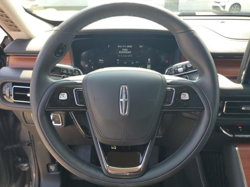 Used 2024 Lincoln Aviator Reserve w/ Equipment Group 201A AWD/4WD image 14