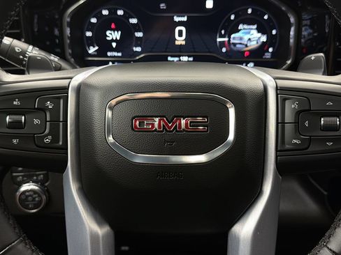 Used 2022 GMC Sierra 1500 SLT w/ SLT Convenience Package AWD/4WD image 28