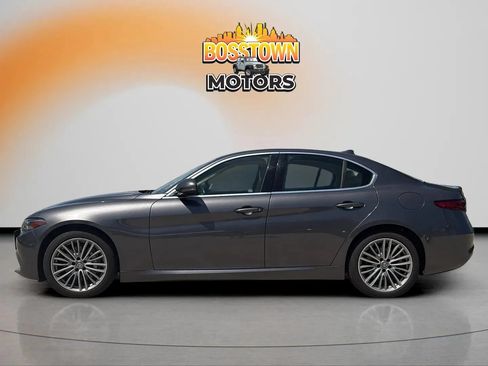 Used 2020 Alfa Romeo Giulia Ti AWD/4WD image 34