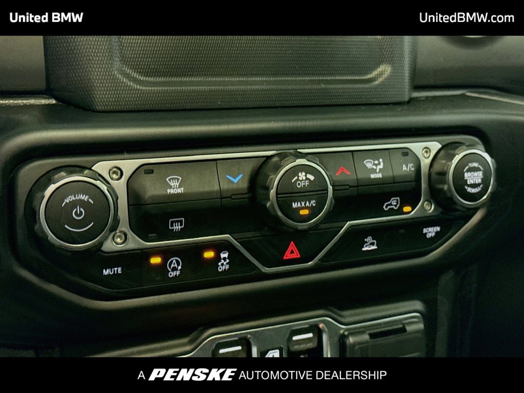Used 2022 Jeep Wrangler Unlimited Sport AWD/4WD image 17