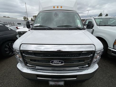 New 2026 Ford E-350 and Econoline 350 Super Duty w/ Power Equipment Group image 2
