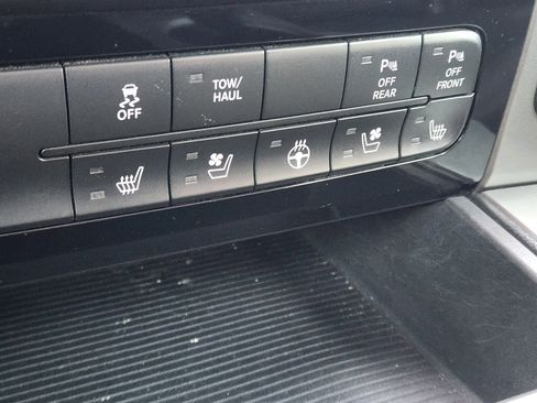 Used 2015 RAM 1500 Sport w/ Black Ram 1500 Sport Group image 29