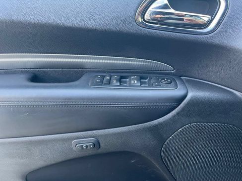 Used 2019 Dodge Durango R/T w/ Technology Group AWD/4WD image 14