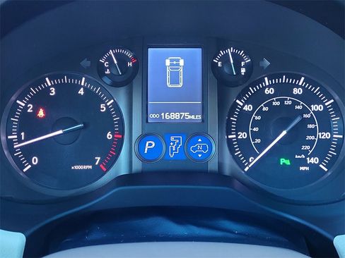 Used 2011 Lexus GX 460 Premium image 25