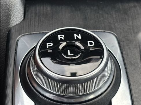 Used 2025 Ford Escape Active AWD/4WD image 16