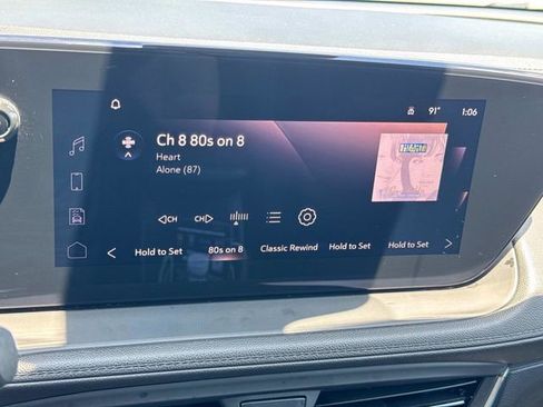 Used 2024 Buick Encore GX Sport Touring w/ Advanced Technology Package FWD image 31