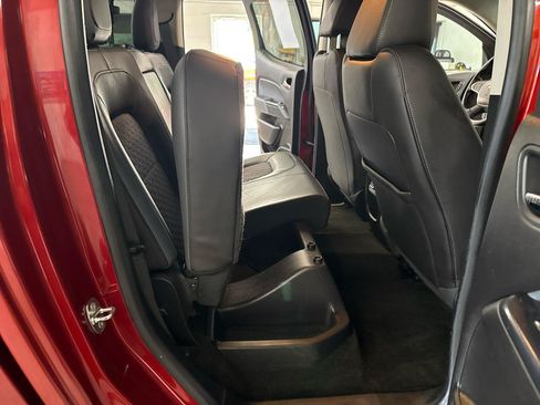 Used 2016 Chevrolet Colorado Z71 AWD/4WD image 36