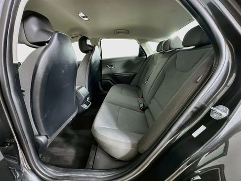 Used 2025 Kia K4 FWD image 26