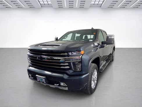 Used 2020 Chevrolet Silverado 3500 High Country AWD/4WD image 5