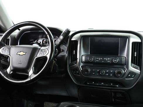 Used 2018 Chevrolet Silverado 1500 LT w/ All Star Edition AWD/4WD image 8