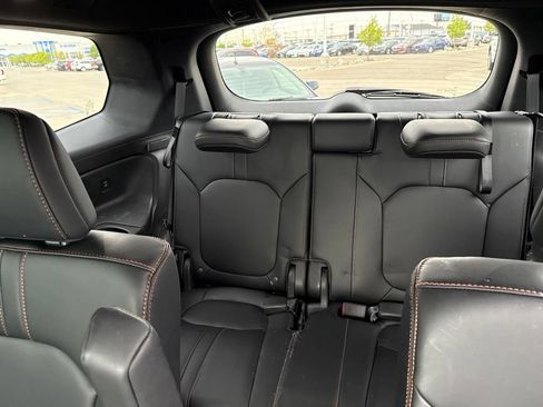 Used 2025 Honda Pilot TrailSport image 27