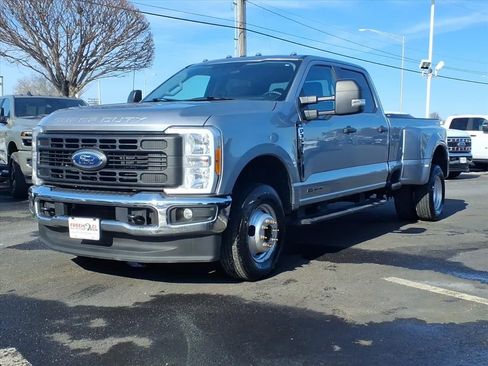 Used 2023 Ford F350 XL image 3