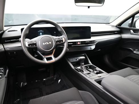 Used 2025 Kia K5 LXS FWD image 11