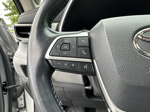 Used 2022 Toyota Highlander Limited AWD/4WD image 51