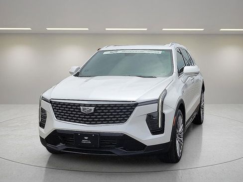 Certified 2024 Cadillac XT4 Premium Luxury w/ Active Safety Package FWD image 1