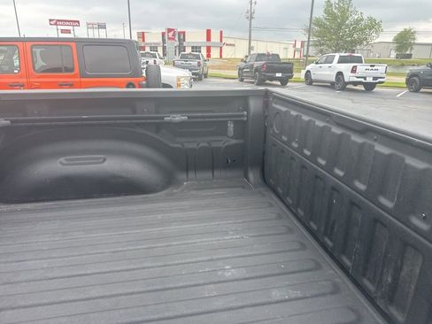 Used 2019 RAM 1500 Big Horn AWD/4WD image 10