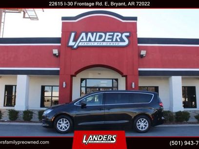 Used 2017 Chrysler Pacifica LX