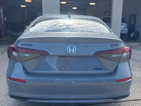 Used 2026 Honda Civic Sport Touring image 4