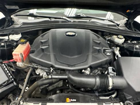 Used 2019 Chevrolet Camaro LT RWD image 39