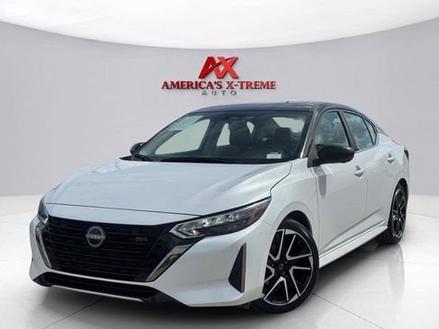 Used 2024 Nissan Sentra SR w/ SR Premium Package FWD image 1