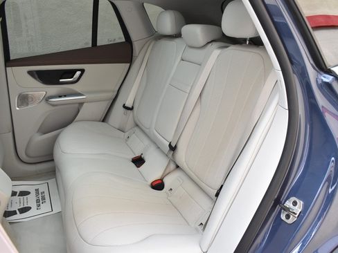 Used 2023 Mercedes-Benz EQE 350+ 4MATIC SUV w/ Exclusive Trim Package image 17