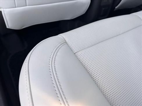 New 2026 Buick Envision Avenir image 22