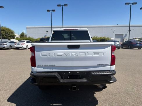 Used 2024 Chevrolet Silverado 2500 Custom w/ Custom Value Package AWD/4WD image 5