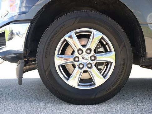 Used 2018 Ford F150 XLT w/ Equipment Group 302A Luxury RWD image 9