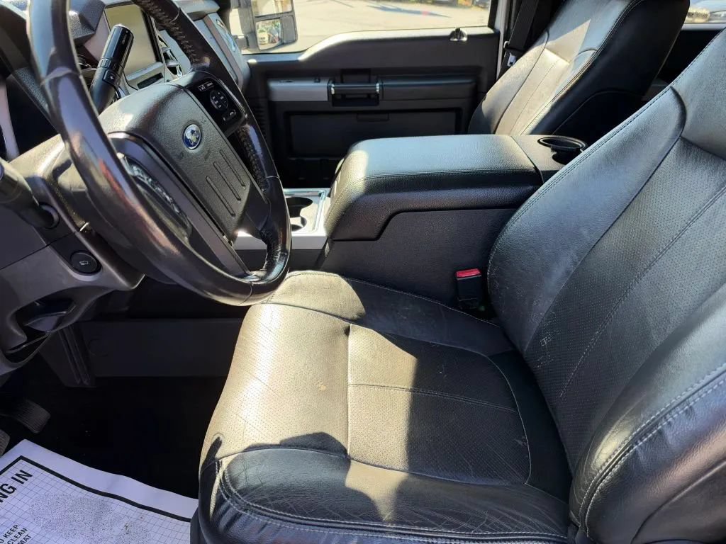 Used 2015 Ford F250 Lariat w/ Lariat Ultimate Package AWD/4WD image 12