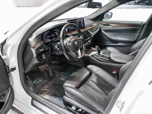 Used 2021 BMW 530i w/ Convenience Package RWD image 18