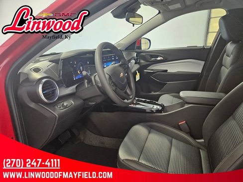 New 2026 Chevrolet Trax LT FWD image 10