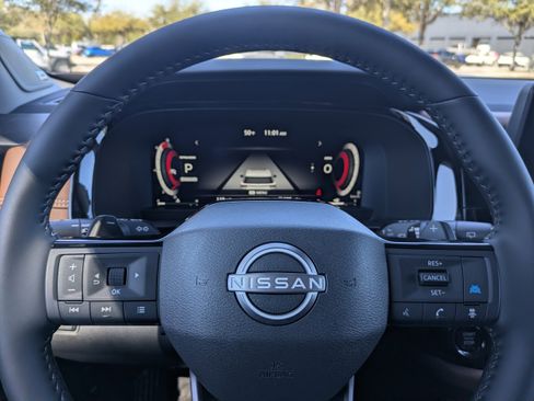 New 2026 Nissan Pathfinder Platinum image 33