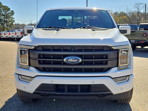 Used 2022 Ford F150 Lariat w/ Equipment Group 502A High AWD/4WD image 3