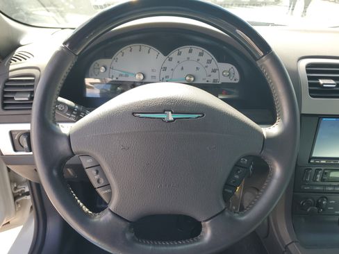 Used 2002 Ford Thunderbird image 24