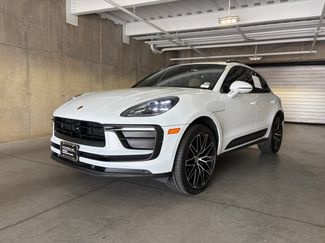 Used 2023 Porsche Macan AWD/4WD video 1